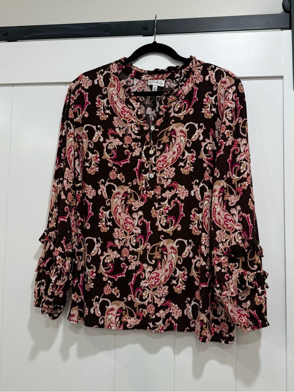 Wonderly Brown Paisley Button-Front Ruffle-Sleeve Blouse